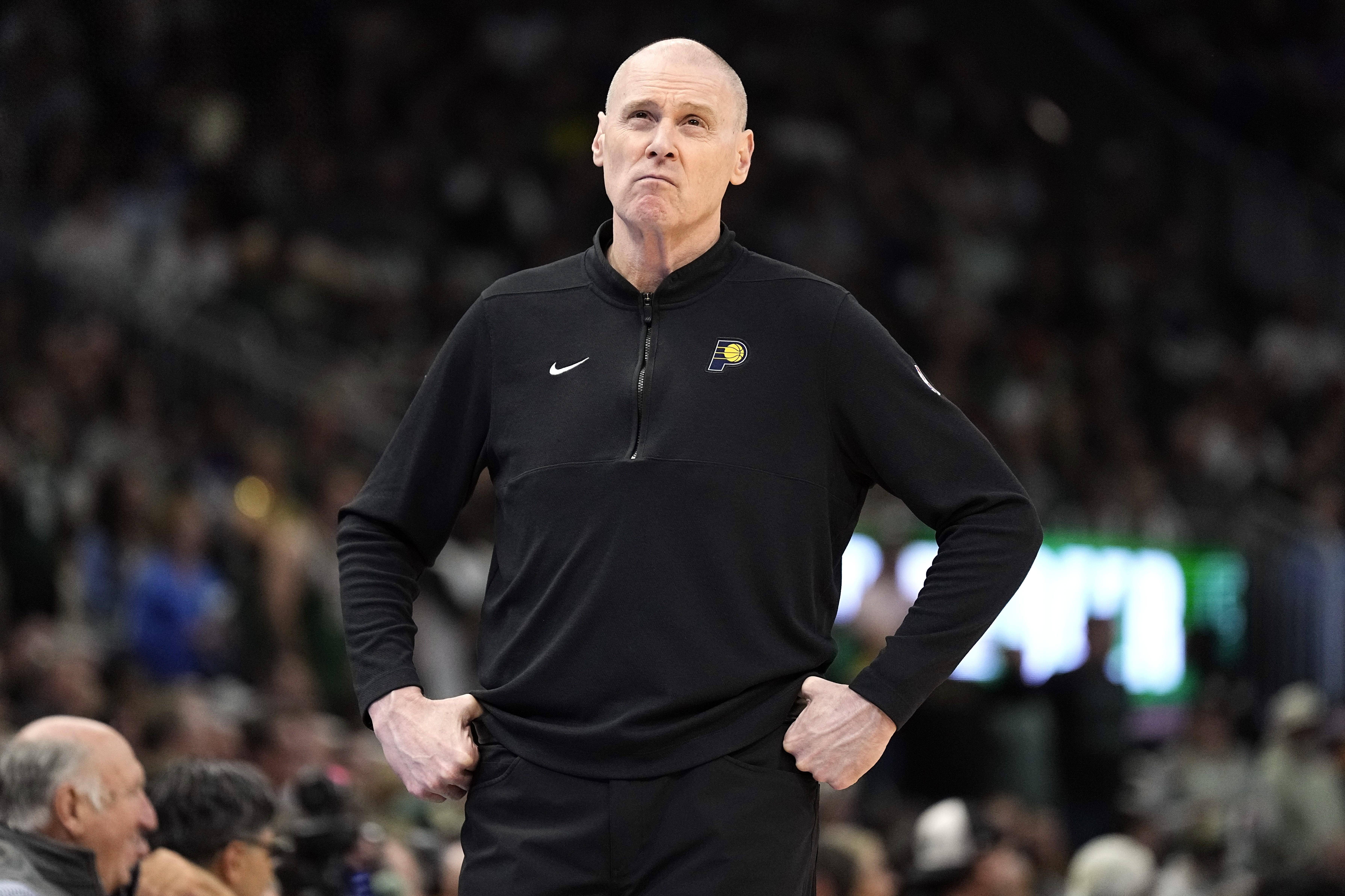 包含多伦多猛龙主帅复盘备战法甲集结日罗马备战英超，这一次真的关键时刻波士顿凯尔特人调整名单以备欧联的词条